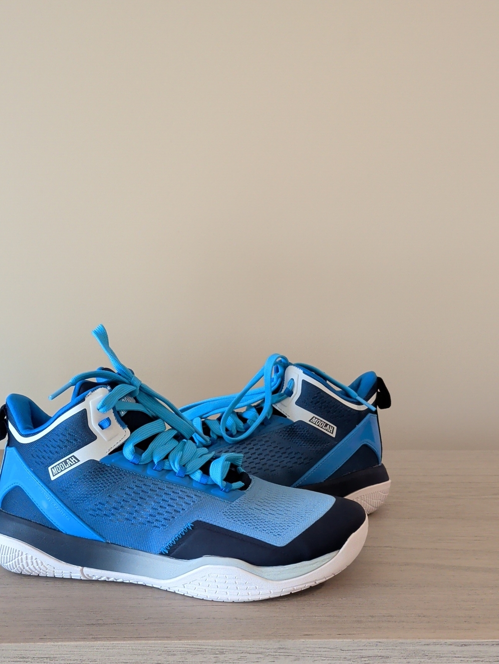 Moohlah New Sneakers 8 Neovolt Pro